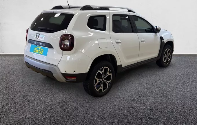 DACIA DUSTER dCi 110 4x2 Prestige extérieur trois quart arrière droit 213081