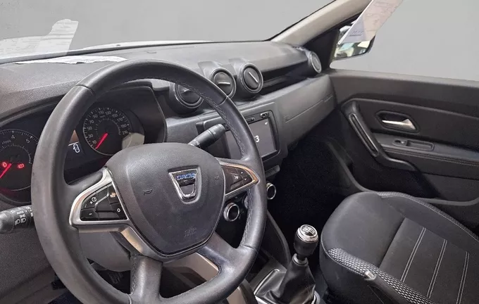 DACIA DUSTER dCi 110 4x2 Prestige photo 11 213081