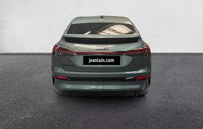 AUDI Q4 E-TRON Q4 Sportback e-tron Performance extérieur arrière 9552