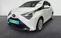 Miniature TOYOTA AYGO 1.0 VVT-i x-shift x-play extérieur trois quart avant gauche 213281