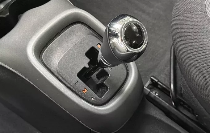 TOYOTA AYGO 1.0 VVT-i x-shift x-play photo 13 213281