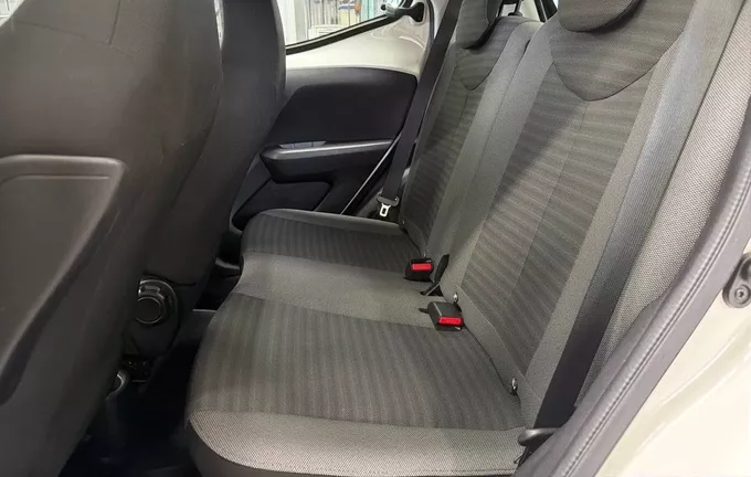 TOYOTA AYGO 1.0 VVT-i x-shift x-play photo 17 213281