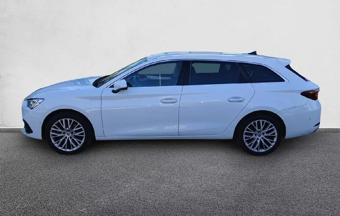 SEAT LEON Sportstourer 2.0 TDI 150 DSG7 Xcellence extérieur côté gauche 2131193