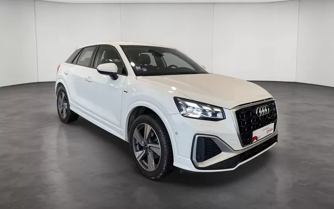 AUDI Q2 35 TFSI 150 S tronic 7 S line extérieur trois quart avant droit 2132602
