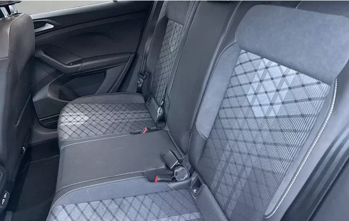 VOLKSWAGEN T-CROSS 1.0 TSI 116 Start/Stop DSG7 R-Line Edition extérieur arrière 2122429