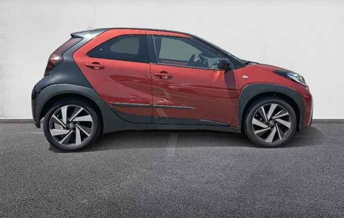 TOYOTA AYGO X 1.0 VVT-i 72 Collection extérieur côté droit 1103569