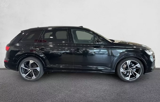AUDI Q7 55 TFSI e 380 Tiptronic 8 Quattro Avus Extended extérieur côté droit 2126941