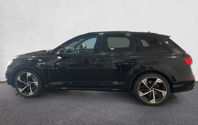 AUDI Q7 55 TFSI e 380 Tiptronic 8 Quattro Avus Extended extérieur côté gauche 2126941