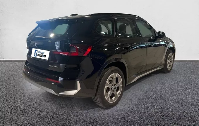 BMW X1 sDrive 20d 163ch DKG7 xLine extérieur trois quart arrière droit 2128050
