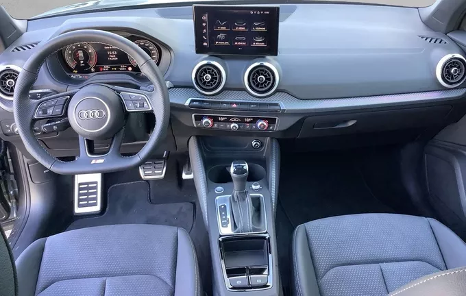 AUDI Q2 35 TFSI 150 S tronic 7 S line photo 18 8575