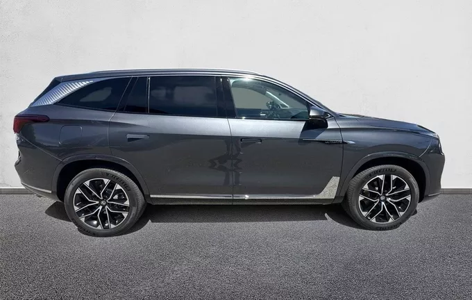 MG MGS9 PHEV 299 ch Premium extérieur côté droit 7891