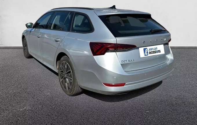 SKODA OCTAVIA Combi 2.0 TDI 150 ch DSG7 Business extérieur trois quart arrière gauche 560805