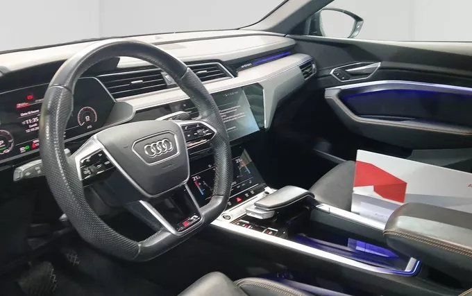 AUDI E-TRON Sportback 55 quattro 408 ch S line photo 11 2132474