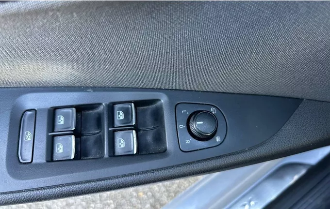 SEAT LEON 1.4 TSI 125 Start/Stop photo 20 213497