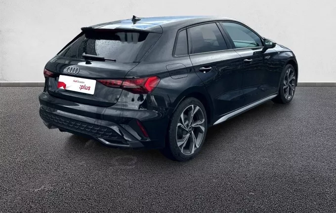 AUDI A3 Sportback TFSI Mild Hybrid 150 S tronic 7 S line extérieur trois quart arrière droit 2126529