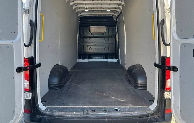 VOLKSWAGEN UTILITAIRES CRAFTER VAN 35 L4H3 2.0 TDI 140 CH BVA BUSINESS extérieur arrière 105916