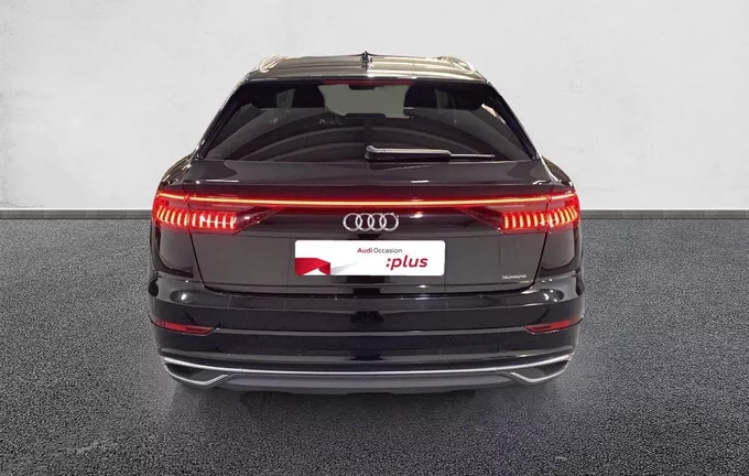 AUDI Q8 55 TFSI e 381 Tiptronic 8 Quattro Avus Extended extérieur arrière 3013487