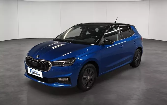 SKODA FABIA 1.0 MPI 80 ch BVM5 Ambition extérieur trois quart avant gauche 2129767