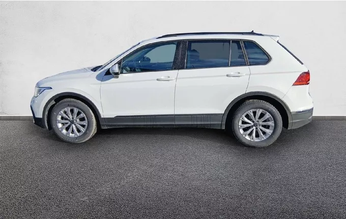 VOLKSWAGEN TIGUAN 2.0 TDI 150ch DSG7 Life Business extérieur trois quart arrière gauche 2124607