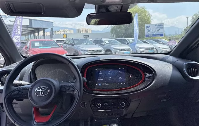 TOYOTA AYGO X 1.0 VVT-i 72 S-CVT Undercover photo 18 1103366