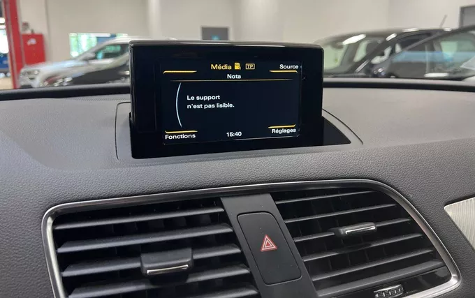 AUDI Q3 1.4 TFSI COD Ultra 150 ch Business Line extérieur côté gauche 213411
