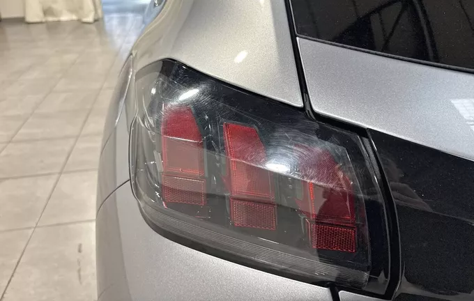 PEUGEOT 208 PureTech 100 S&S EAT8 Style photo 17 945878
