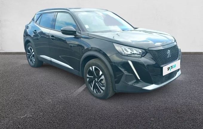 PEUGEOT 2008 ELECTRIQUE 136 ch Allure Pack extérieur trois quart avant droit 945838