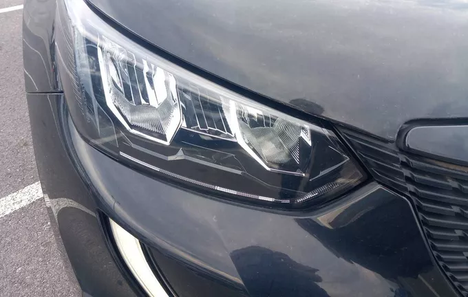 PEUGEOT 2008 ELECTRIQUE 136 ch Allure Pack photo 16 945838