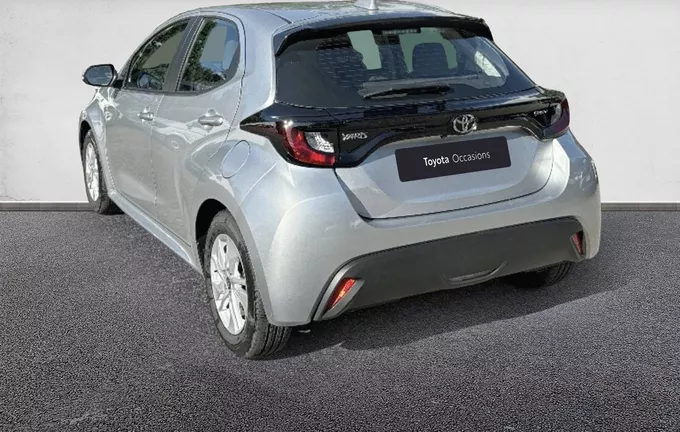 TOYOTA YARIS Hybride 116h Dynamic extérieur trois quart arrière gauche 1103379