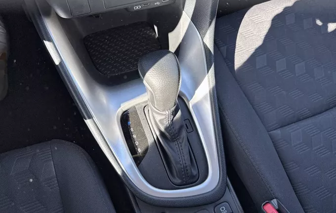 TOYOTA YARIS Hybride 116h Dynamic photo 13 1103379