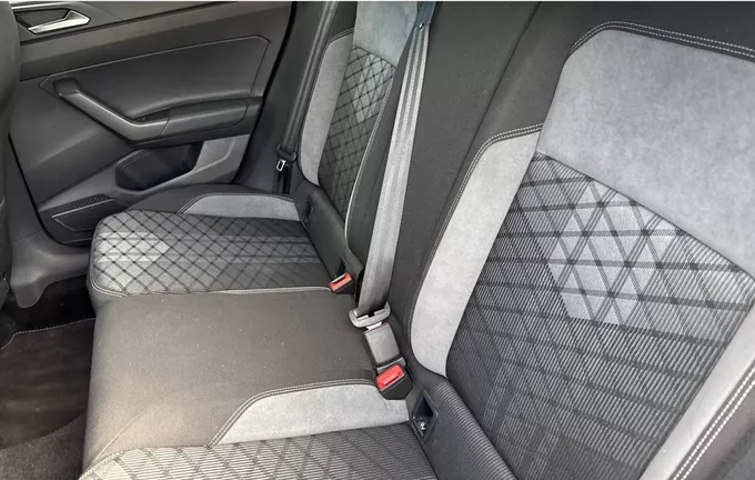 VOLKSWAGEN TAIGO 1.0 TSI 110 DSG7 R-Line extérieur arrière 2130725