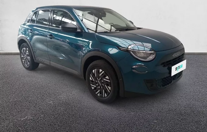 FIAT 600 T-Gen 3 1.2 Hybrid 145ch eDCT6 extérieur trois quart avant droit 944481