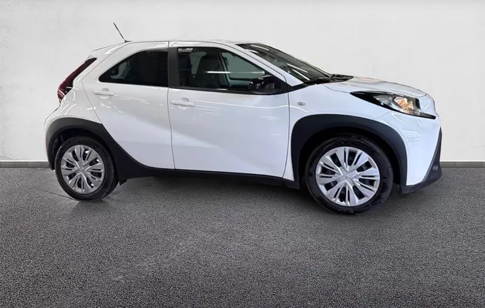 TOYOTA AYGO X 1.0 VVT-i 72 Dynamic extérieur côté droit 1103160