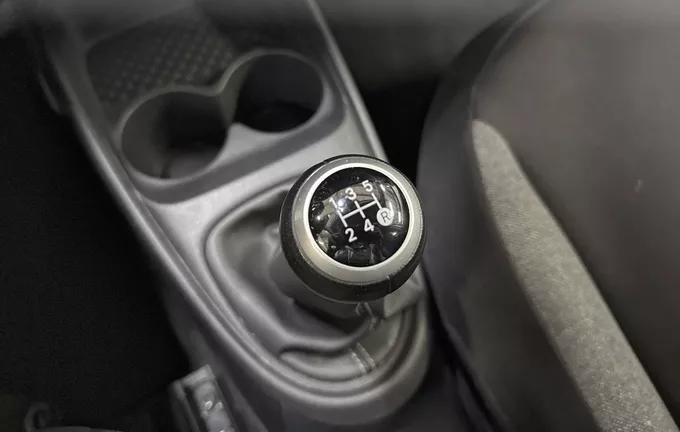 TOYOTA AYGO X 1.0 VVT-i 72 Dynamic photo 13 1103160