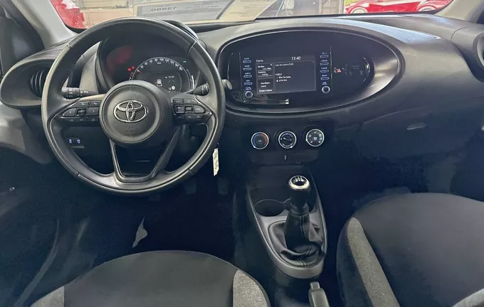 TOYOTA AYGO X 1.0 VVT-i 72 Dynamic photo 18 1103160