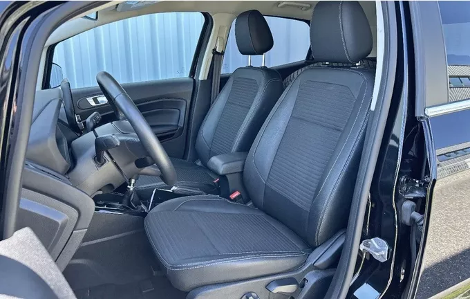 FORD ECOSPORT 1.0 EcoBoost 125ch S&S BVM6 Titanium extérieur trois quart arrière droit 213061