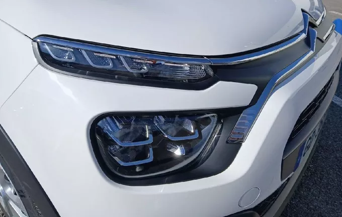 CITROEN C3 BlueHDi 100 S&S BVM6 Feel photo 16 944134