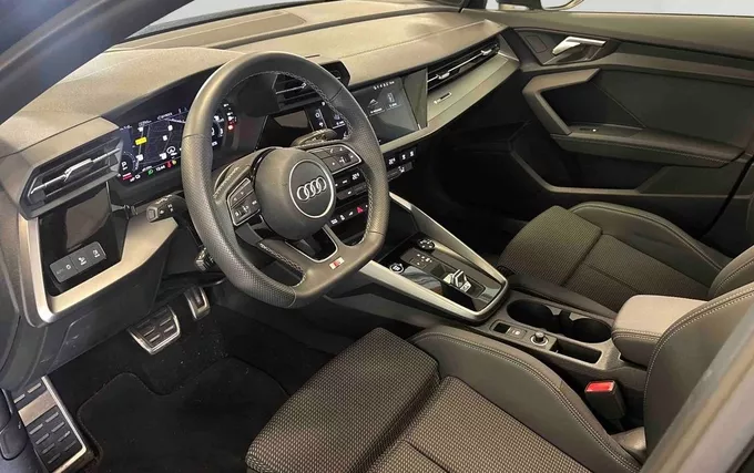 AUDI A3 Sportback 40 TFSIe 204 S tronic 6 S Line photo 11 2131005