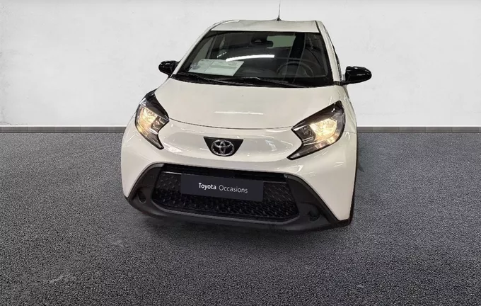 TOYOTA AYGO X 1.0 VVT-i 72 Dynamic extérieur avant 1103113