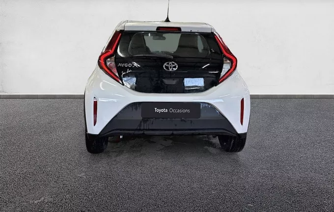 TOYOTA AYGO X 1.0 VVT-i 72 Dynamic extérieur arrière 1103113