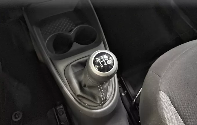 TOYOTA AYGO X 1.0 VVT-i 72 Dynamic photo 13 1103113