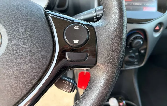 TOYOTA AYGO 1.0 VVT-i x-play photo 12 1103701