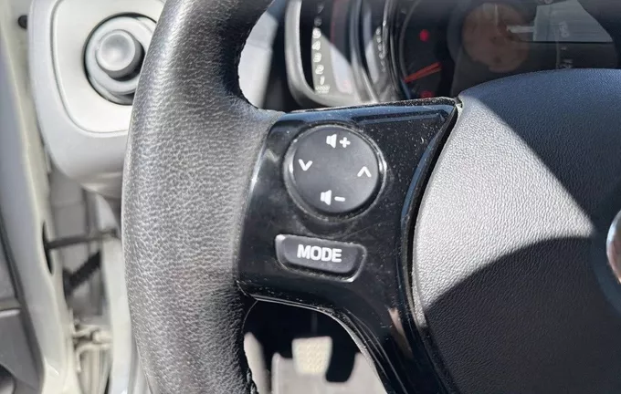 TOYOTA AYGO 1.0 VVT-i x-play photo 19 1103701