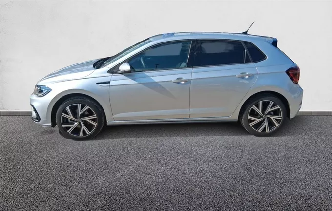 VOLKSWAGEN POLO 1.0 TSI 116 S&S DSG7 R-Line extérieur trois quart arrière gauche 460134