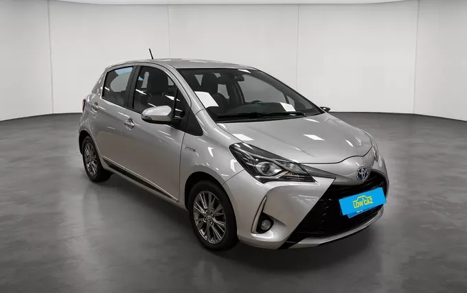TOYOTA YARIS Hybride 100h Dynamic extérieur trois quart avant droit 1103988