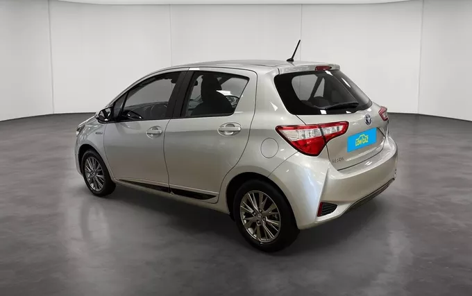 TOYOTA YARIS Hybride 100h Dynamic extérieur trois quart arrière gauche 1103988