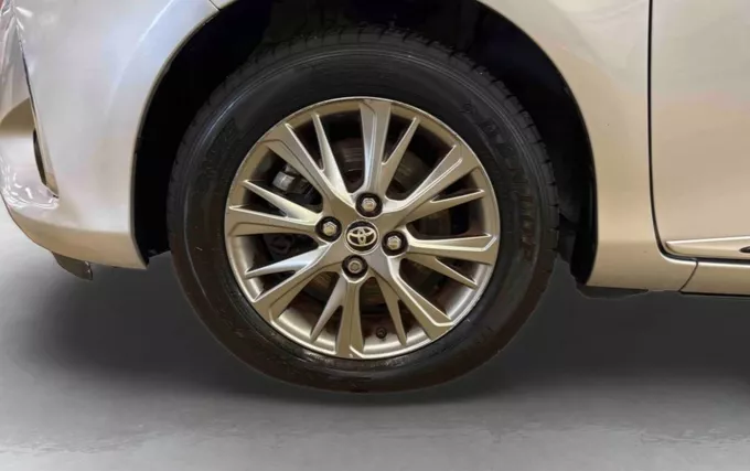 TOYOTA YARIS Hybride 100h Dynamic photo 9 1103988