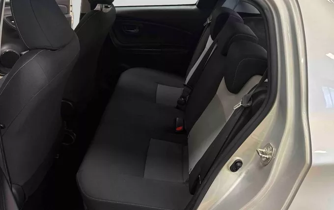 TOYOTA YARIS Hybride 100h Dynamic photo 17 1103988