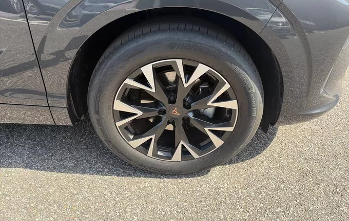 CUPRA TERRAMAR 1.5 eTSI Hybrid 150 ch DSG7 V photo 9 0879