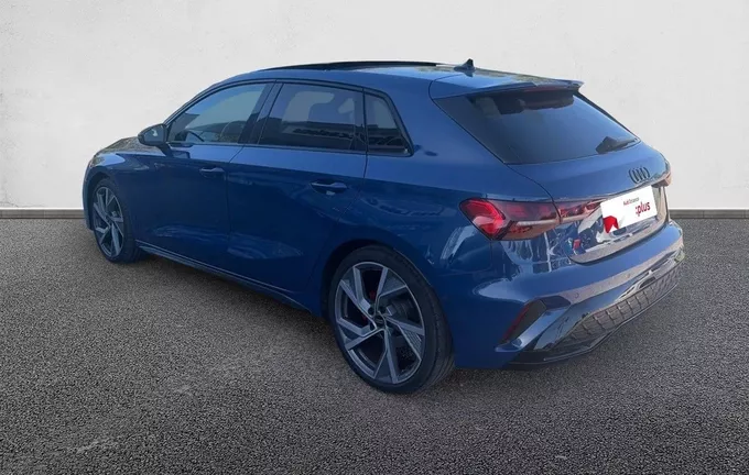 AUDI A3 Sportback TDI 150 S tronic 7 S line extérieur trois quart arrière gauche 2131647